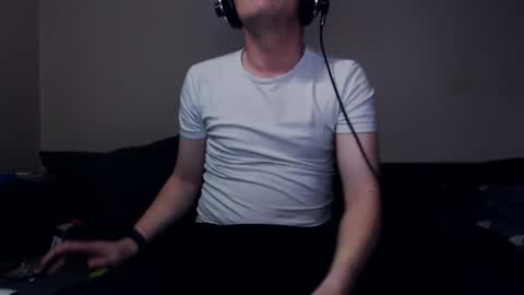 Mike online show from 12/05/25, 08:27