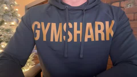 mcr8080 online show from 12/17/25, 02:01