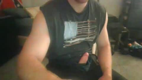 Snapshot of md3211 chatting on 10/30/25, 10:54 md3211 online show from 10/30/25, 10:54