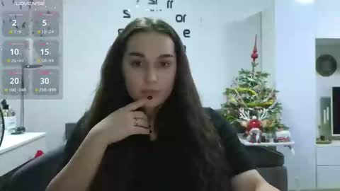 Melissa online show from 12/15/24, 12:18
