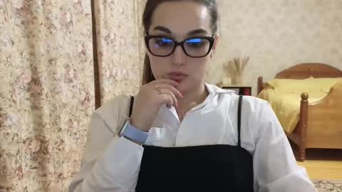 Melissa online show from 03/08/25, 02:12