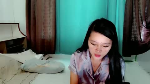 mea_mm19 online show from 09/19/25, 01:40