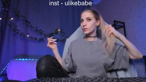 Snapshot of meandmaboy chatting on 02/10/25, 08:00 Anna online show from 02/10/25, 08:00