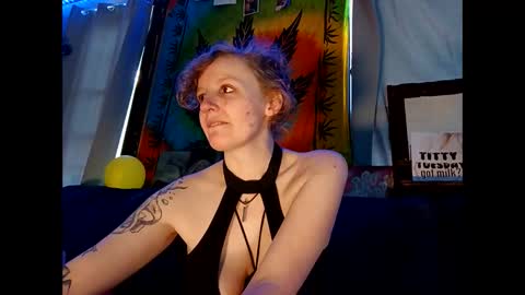 Snapshot of meateater7455 chatting on 09/15/25, 03:23 meateater7455 online show from 09/15/25, 03:23