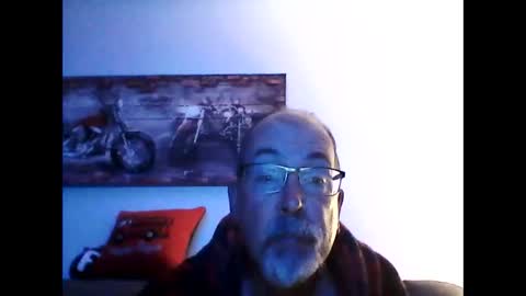 me at home online show from 09/18/25, 10:06