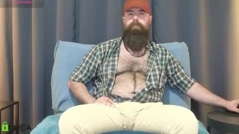 Snapshot of meaty_roll chatting on 05/04/26, 03:35 Meaty Roll online show from 05/04/26, 03:35