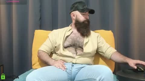 Snapshot of meaty_roll chatting on 06/11/26, 05:00 Meaty Roll online show from 06/11/26, 05:00