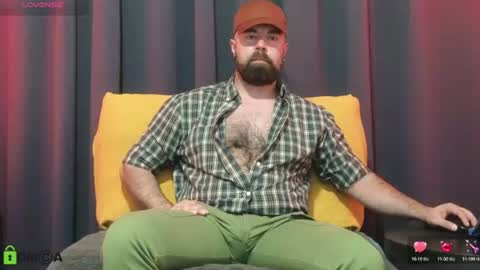 Snapshot of meaty_roll chatting on 07/12/26, 01:07 Meaty Roll online show from 07/12/26, 01:07