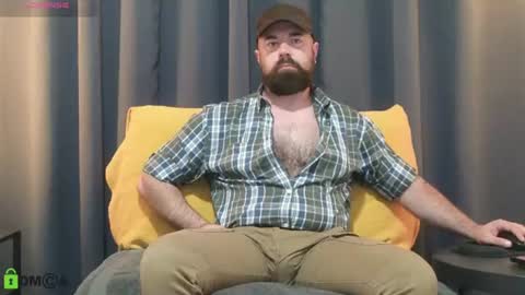 Snapshot of meaty_roll chatting on 07/23/26, 03:04 Meaty Roll online show from 07/23/26, 03:04