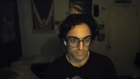 Snapshot of mechaf chatting on 10/31/25, 04:35 Late Night Video Games Art online show from 10/31/25, 04:35