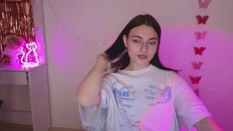 Dina online show from 03/07/25, 04:22