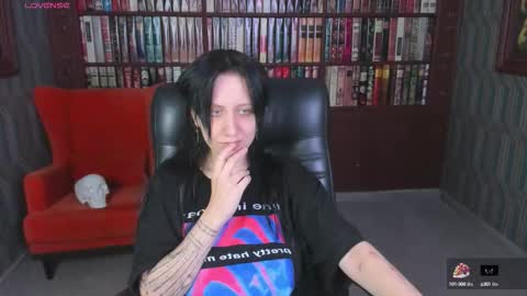 Medusa online show from 09/26/25, 01:04