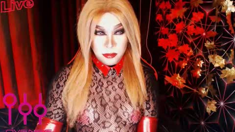 Snapshot of medusaprey chatting on 10/24/25, 07:32 THE QUEEN ALPHA   Queen Medusa Prey online show from 10/24/25, 07:32