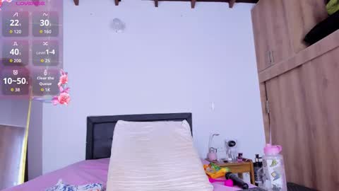 medussa13 online show from 09/18/25, 01:02