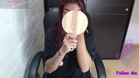 Snapshot of medussa_kat chatting on 01/13/25, 06:59 Katrina online show from 01/13/25, 06:59