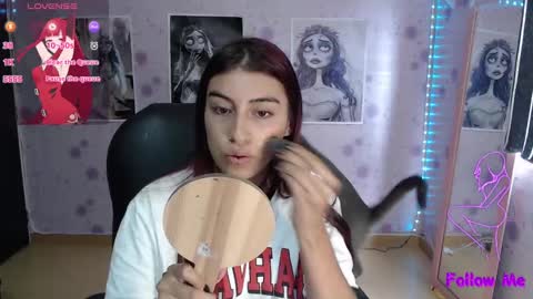 Snapshot of medussa_kat chatting on 02/17/25, 08:15 Katrina online show from 02/17/25, 08:15