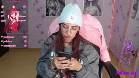 Snapshot of medussa_kat chatting on 02/24/25, 01:35 Katrina online show from 02/24/25, 01:35