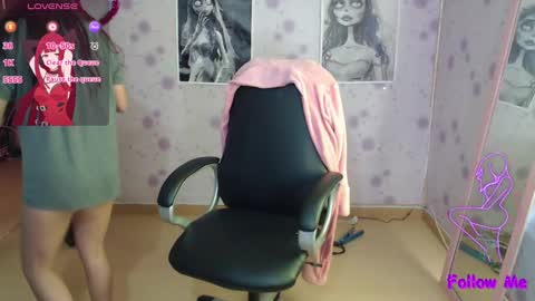 Snapshot of medussa_kat chatting on 02/26/25, 08:11 Katrina online show from 02/26/25, 08:11