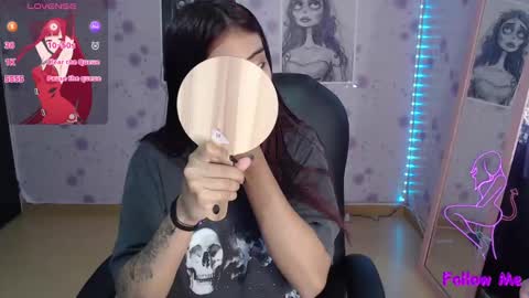 Snapshot of medussa_kat chatting on 03/08/25, 08:14 Katrina online show from 03/08/25, 08:14