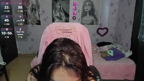 Snapshot of medussa_kat chatting on 09/30/25, 06:24 Katrina online show from 09/30/25, 06:24