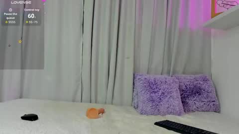 Melody online show from 03/24/26, 03:22