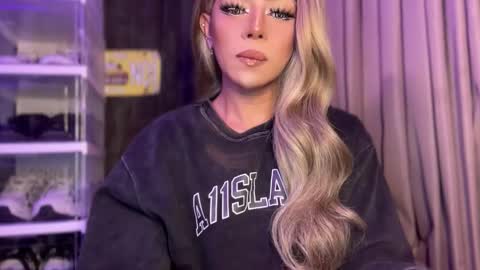 GODDESS OF ALL GODDESSES online show from 04/22/26, 04:52