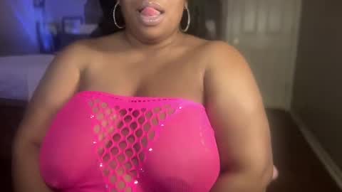 Snapshot of meetsouthernpeach chatting on 02/20/25, 06:06 Southern Peach online show from 02/20/25, 06:06