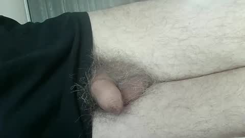 meforu21 online show from 01/16/25, 01:04