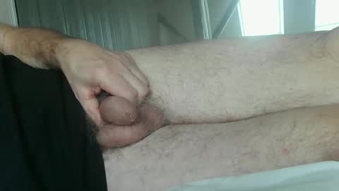 meforu21 online show from 02/24/25, 12:16