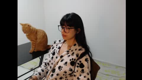Meg4n Miauuuu online show from 04/23/26, 12:29