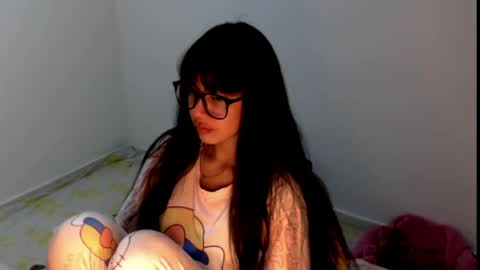 Snapshot of meg4nmiau chatting on 05/18/26, 09:48 Meg4n Miauuuu online show from 05/18/26, 09:48