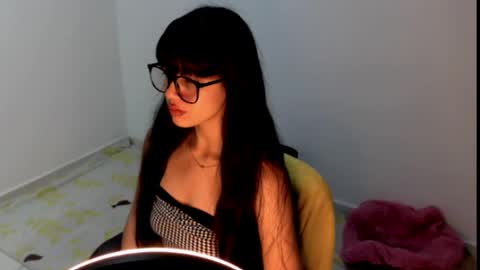 Snapshot of meg4nmiau chatting on 05/24/26, 05:01 Meg4n Miauuuu online show from 05/24/26, 05:01