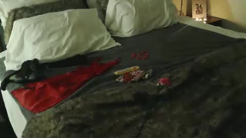 Snapshot of megadon1990 chatting on 02/16/26, 02:07 megadon1990 online show from 02/16/26, 02:07