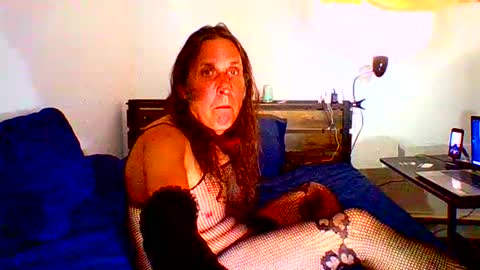 Snapshot of megaloxuan chatting on 06/25/26, 08:19 Rockloud online show from 06/25/26, 08:19