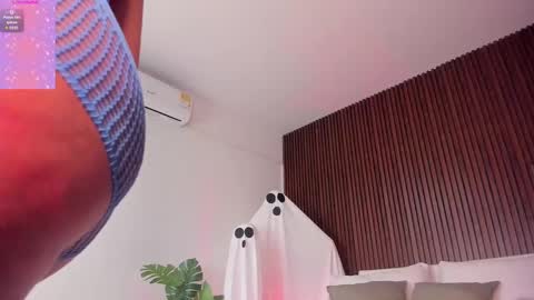 Snapshot of megan__88 chatting on 10/05/25, 02:26 megan online show from 10/05/25, 02:26