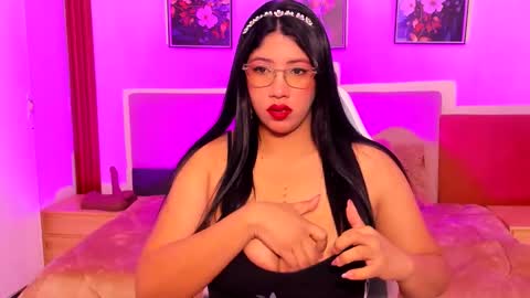 Snapshot of megan_bigboobs3 chatting on 11/05/25, 10:26 Megan online show from 11/05/25, 10:26