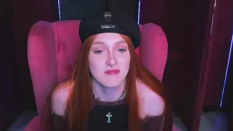 Snapshot of megan_birch chatting on 07/27/26, 10:44 Megan online show from 07/27/26, 10:44