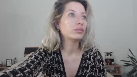 Snapshot of megan_blazee chatting on 09/14/25, 06:07 Megan Blazee  online show from 09/14/25, 06:07