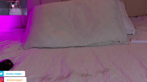 Megan  online show from 04/28/26, 02:33