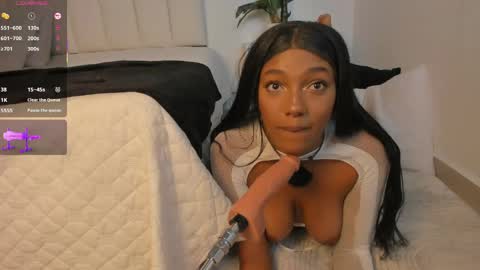 megan_brunette2 online show from 05/19/26, 01:56