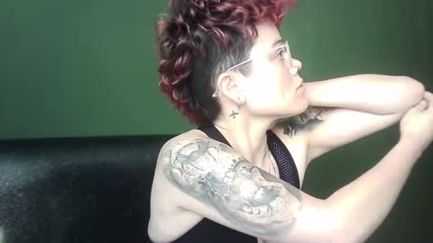 Megan and sophi online show from 12/01/24, 04:29