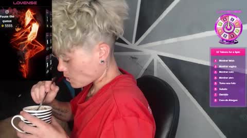 Megan and sophi online show from 01/13/26, 09:42