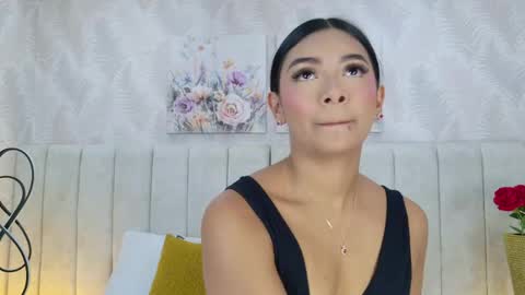 Carolina Paez online show from 04/13/26, 12:21