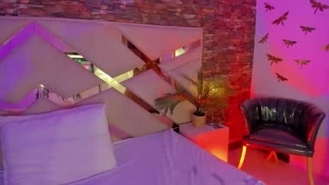     online show from 01/15/26, 12:32