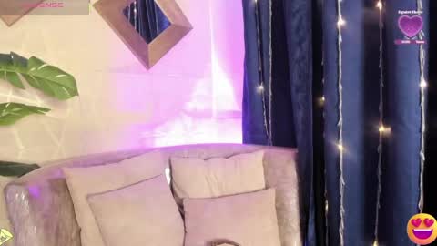 Snapshot of megan_devon chatting on 05/20/26, 11:38 online show from 05/20/26, 11:38