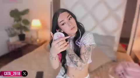 Snapshot of megan_dh chatting on 09/11/25, 01:11 Megan online show from 09/11/25, 01:11