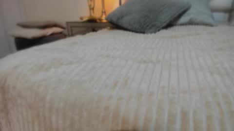 Snapshot of megan_dh chatting on 10/27/25, 12:09 Megan online show from 10/27/25, 12:09