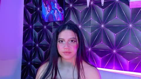 megan_jenner1 online show from 09/25/25, 10:52