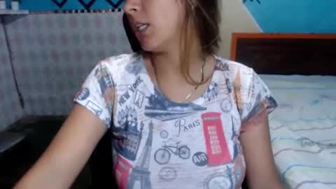 Snapshot of megan_little_ chatting on 05/27/26, 01:57 amanda online show from 05/27/26, 01:57