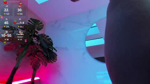     online show from 01/25/25, 12:05